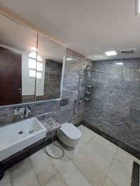 7-Bed Villa for Rent in Azaiba | OMR 1,500/mo | REF 308YC thumbnail 6