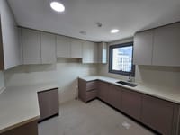 2 Bedroom Apartment for Rent in Madinat Al Sultan Qaboos, Muscat thumbnail 3