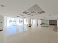 Showroom for Rent in Ruwi | 1000m² | OMR 3/m²/mo | REF 724YB thumbnail 2