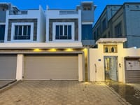 5 Bedroom Villa for Rent in Falag Al Sham, Muscat thumbnail 1