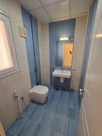 4 Bedroom Villa for Rent in Madinat Al Sultan Qaboos, Muscat thumbnail 13