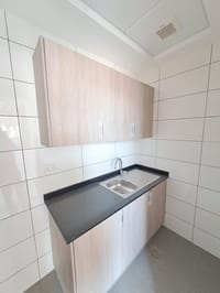 Showroom for Rent in Ruwi | 401m² | OMR 2,500/mo | REF 717YB thumbnail 3