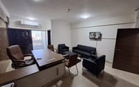 Al Khuwair 出租辦公室 | 140m² | 每月 OMR 450 | REF 972YB 縮圖 3