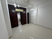 1-Bed Apartment for Rent in Al Khuwair | OMR 225/mo | REF 610LC thumbnail 3