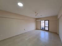 شقة 3 غرف نوم للإيجار في دارسيت | ر.ع. 240/شهريًا | REF 725YB صورة مصغرة 3