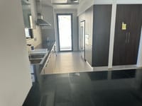 شقة 3 غرف نوم للإيجار في خليج مسقط | ر.ع. 1,300/شهر | REF 708IC صورة مصغرة 3