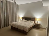 شقة 3 غرف نوم للإيجار في خليج مسقط | ر.ع. 1,300/شهر | REF 708IC صورة مصغرة 8