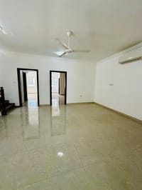 Al Khoud 出租4卧室别墅 | 每月450 OMR | REF 621GC 缩略图 9