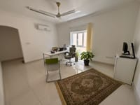 فيلا تجارية للإيجار في الموالح الجنوبية | 350م² | ر.ع. 750/شهر | REF 569BC صورة مصغرة 2