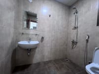 2-Bed Apartment for Sale in Qurum | OMR 55,000 | REF 309LC-S thumbnail 6