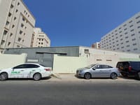 Warehouse for Rent in Al Khuwair | 1172m² | OMR 4,700/mo | REF 855YC thumbnail 1
