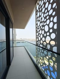 阿曼Al Mouj 1卧室公寓出租 | 每月650 OMR | REF 123MC 缩略图 4