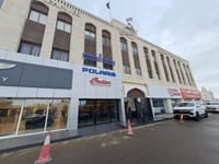 馬斯喀特灣 Madinat Al Sultan Qaboos 出租辦公室 | 311m² | 每月 OMR 5 | REF 929YB 縮圖 1