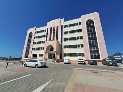 Office for Rent in Al Qurum | 320m² | OMR 7/m²/mo | REF 726YB photo