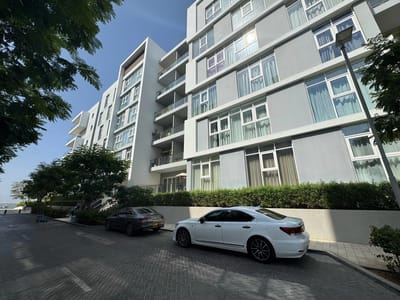 1-Bed Apartment for Sale in Al Mouj