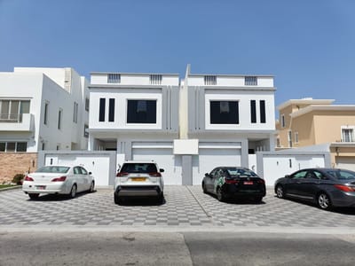 5-Bed Villa for Sale in Al Mawalih South | OMR 150,000 | REF 844MC