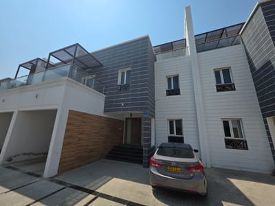 5-Bed Villa for Rent in Azaiba