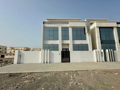 4-Bed Villa for Sale in Maabila