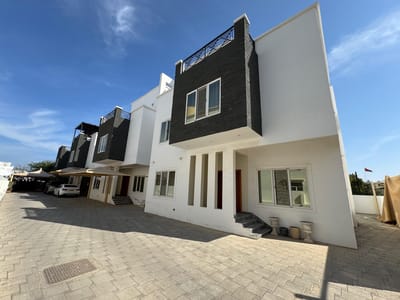 5-Bed Townhouse for Sale in Al Hail North | OMR 110,000 | REF 868BB photo