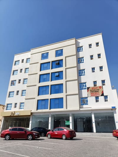 Showroom for Rent in Maabila | 500m²