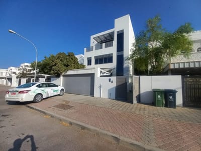 5-Bed Villa for Sale in Shatti Al Qurum