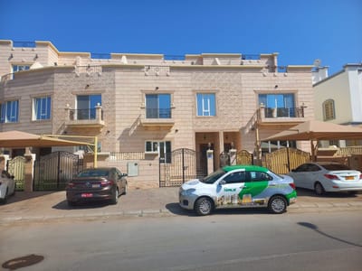 5-Bed Villa for Rent in Al Mawalih North | OMR 700/mo | REF 289BA
