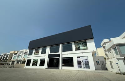 Showroom for Rent in Azaiba | 800m² | OMR 5,000/mo | REF 829GC