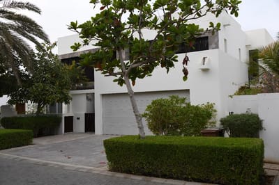 7-Bed Villa for Sale in Al Mouj