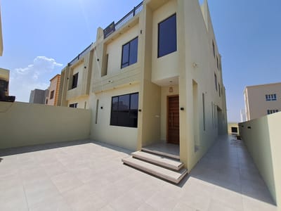 6-Bed Villa for Sale in Maabila
