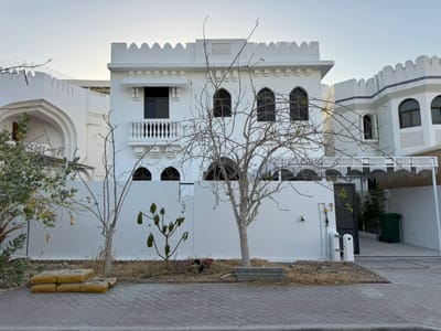 7-Bed Villa for Rent in Shatti Al Qurum | OMR 1,500/mo | REF 624BC photo