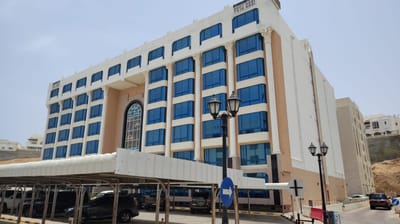 Commercial for Rent in Qurum | 100m²