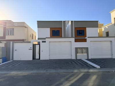 5-Bed Villa for Sale in Maabila