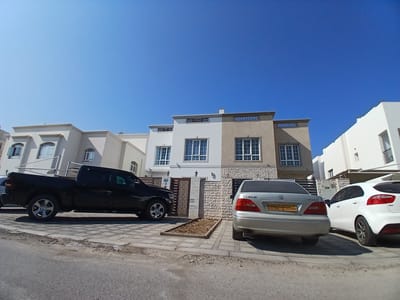 فيلا توين للبيع في الموالح الشمالية | REF 384GC صورة