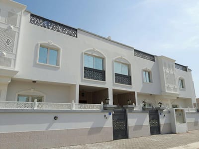 5-Bed Villa for Sale in Al Mawaleh South