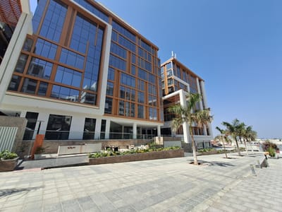 Shop for Rent in Muscat Hills | 140m²