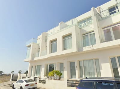 4-Bed Villa for Rent in Al Hail North | OMR 600/mo | REF 345IC photo