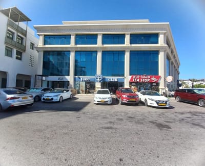 2-Bed Apartment for Rent in Shatti Al Qurum | OMR 400/mo | REF 948BM photo